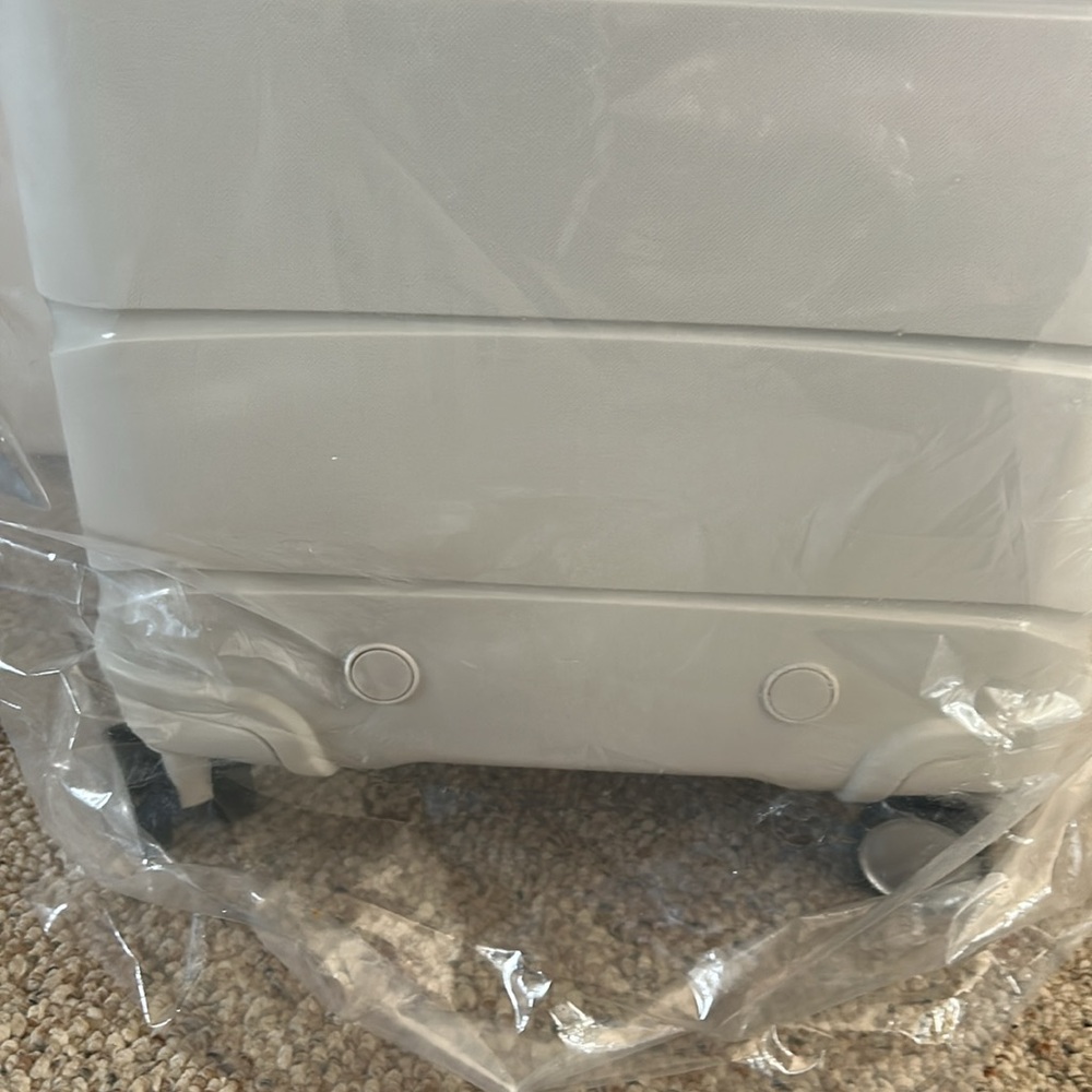 Samsonite Outline Pro Carry On Spinner - Picture 3 of 14